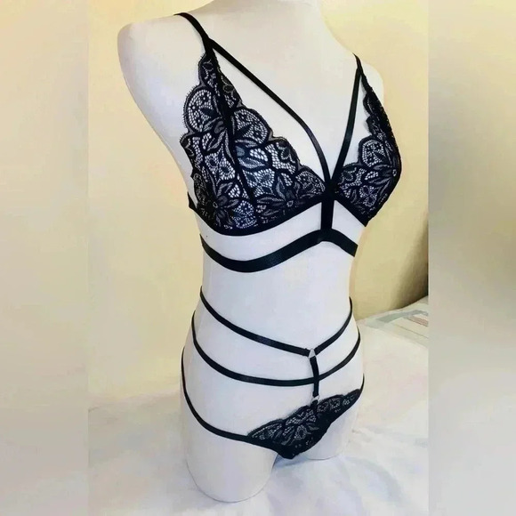 ❤️❤️❤️ Black Sexy Lingerie Lace  Set ❤️❤️❤️ - Picture 3 of 11